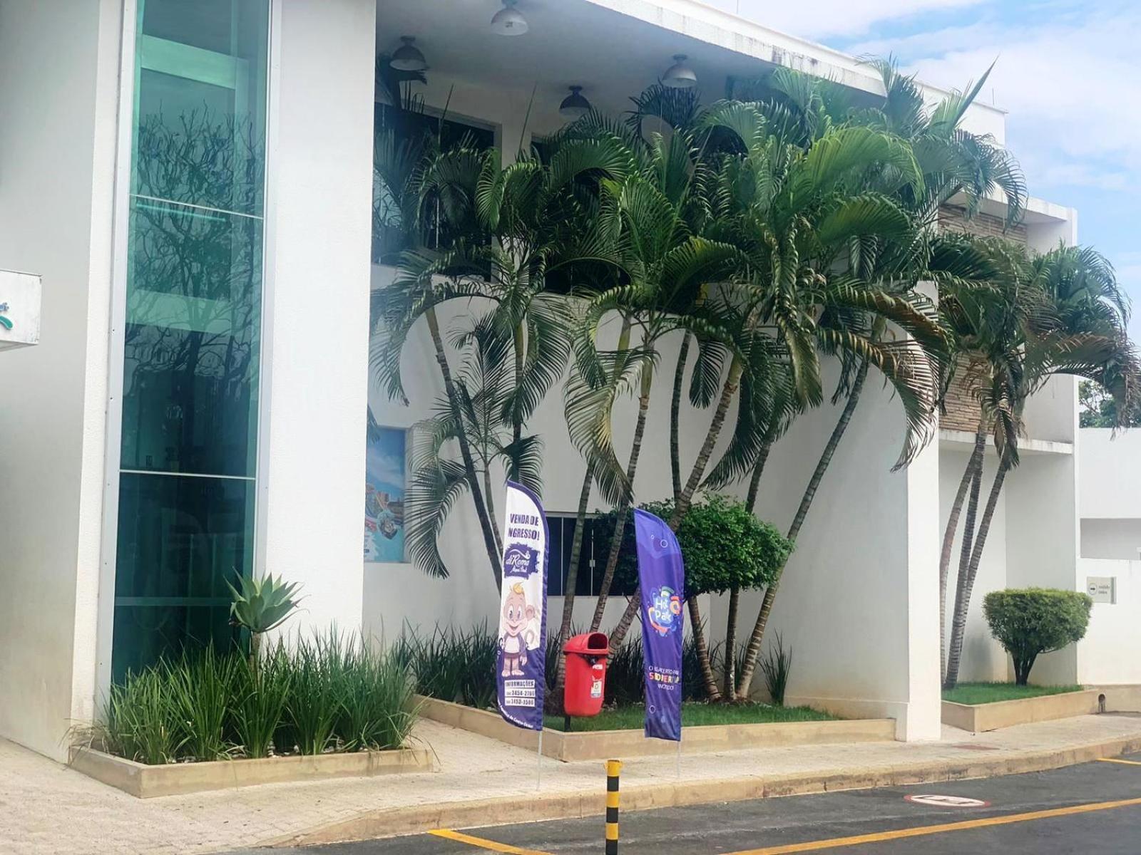L'acqua Diroma - Suítes confortáveis - Park aquático 24 horas com Piscina de Ondas Caldas Novas Esterno foto